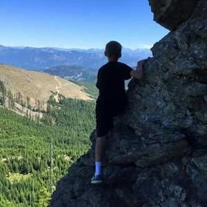 Meet your Posher, Destin